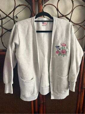 Women's Light Gray Embroidered Floral Cardigan Sweater